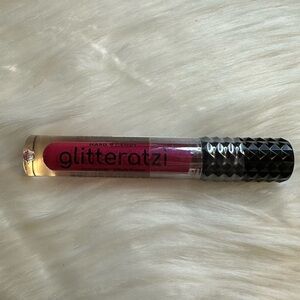 💚4/$10 Hard Candy Glitteratzi Liquid Sparkler - Magenta